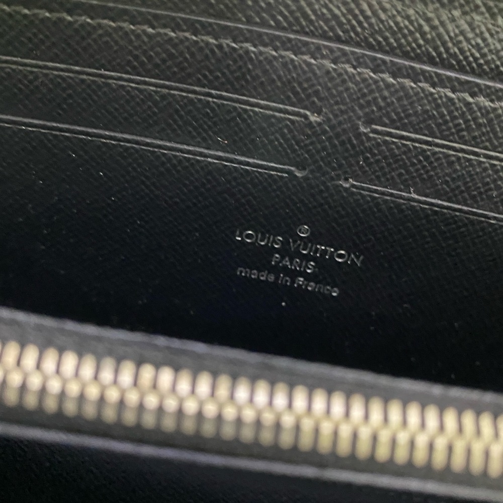 Louis Vuitton Wallet Black Leather - Picture 5 of 13